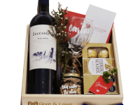 13 Giftbox, Giftbox Zuccardi Q, San valentin 2022 Vino wine chocolate Give and love lima peru